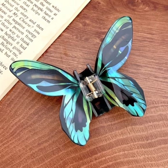 Butterfly Curtain Hairclip - Picture 6 of 10